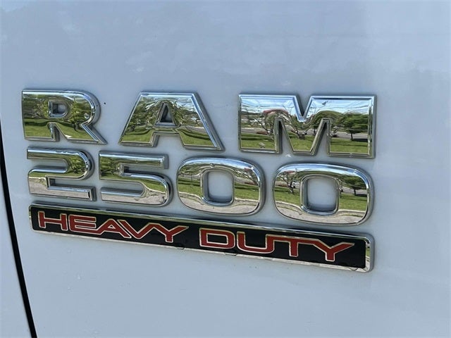 2017 RAM 2500 Laramie Crew Cab 4x4 6'4' Box